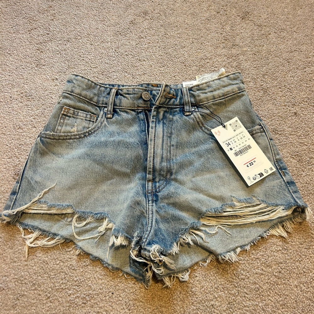Zara high rise curved shorts